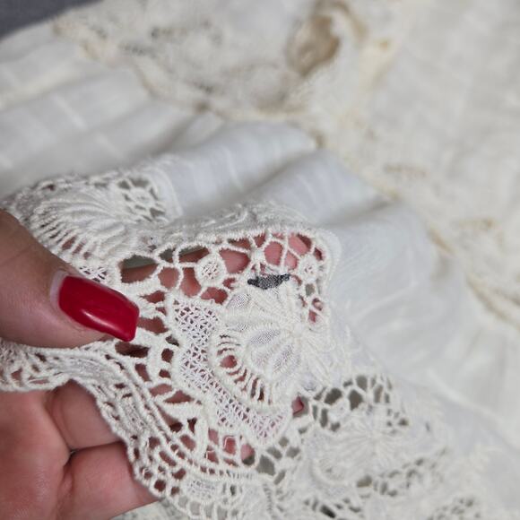 MISA Los Angeles Boho Eyelet Ingrid Top Size: S - Picture 6 of 9